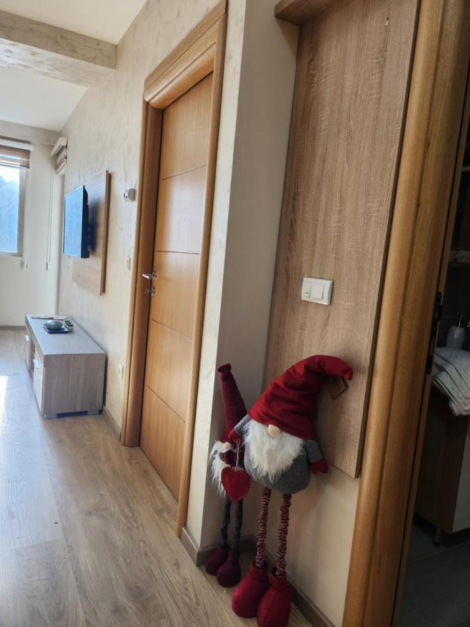 Koreni Apartment