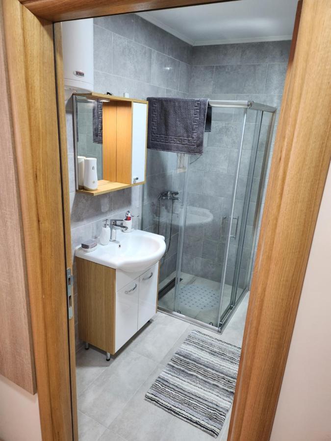 Koreni Apartment